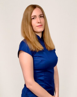 Dr. Bianka László